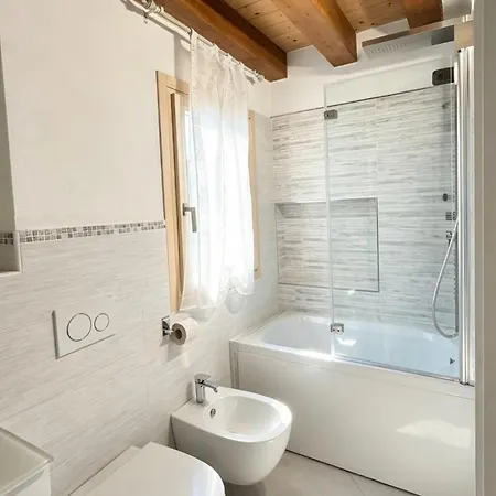 Aneli House Apartamento *